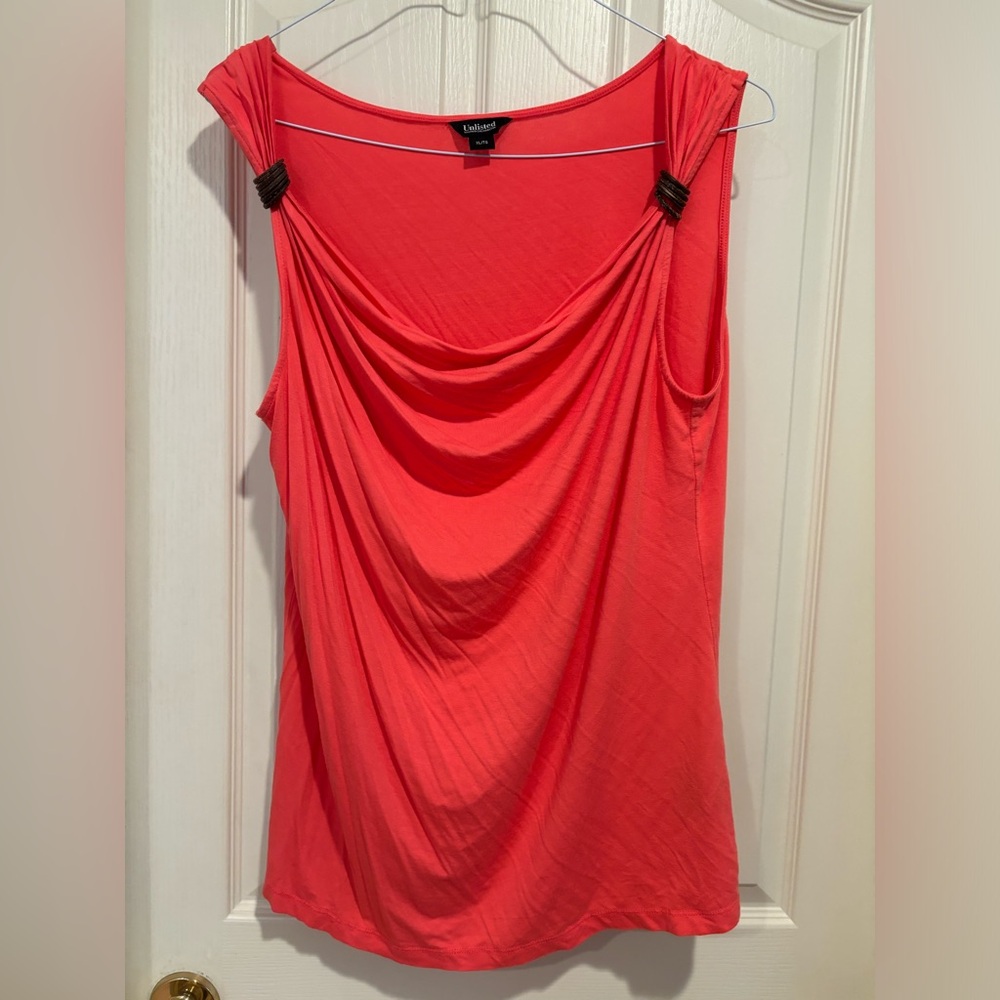 🌸Buy 3 for $15🌸 Beautiful bright Unlisted tank, size XL